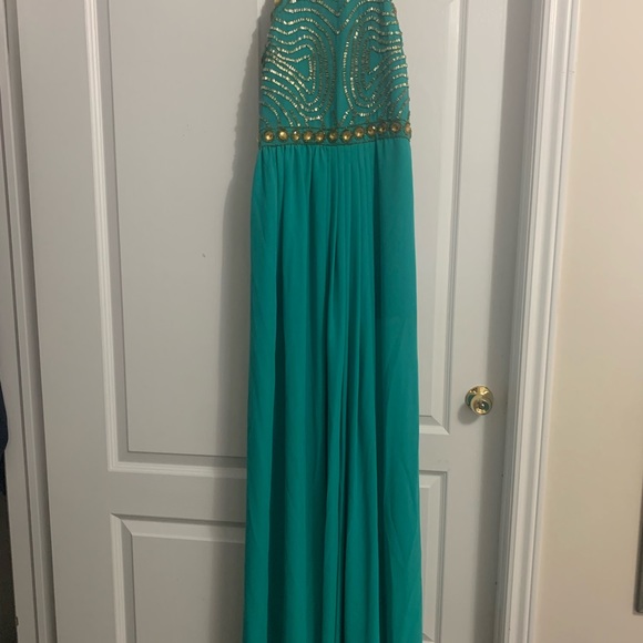 Beautiful pre-loved turquoise dress. - Picture 3 of 4
